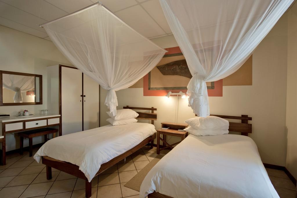 Oshakati Country Otel Oda fotoğraf