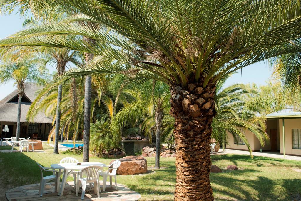 Oshakati Country Otel Dış mekan fotoğraf