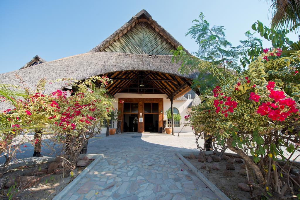 Oshakati Country Otel Dış mekan fotoğraf