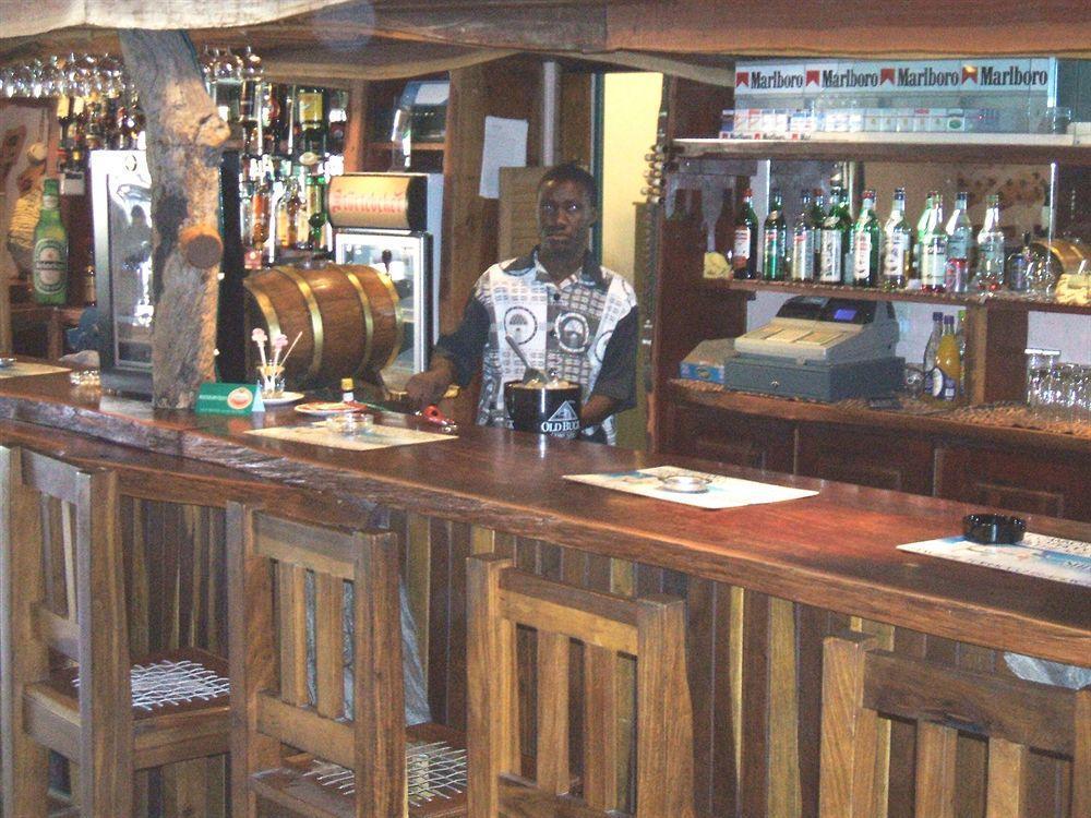 Oshakati Country Otel Dış mekan fotoğraf